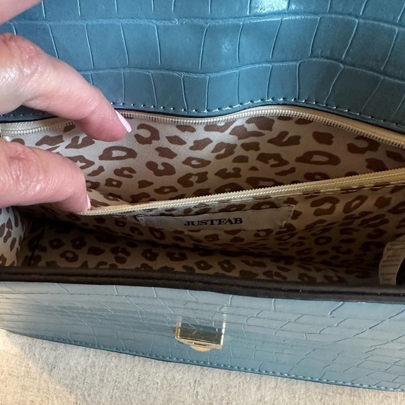 Just Fab Chain Me Down Crossbody - Picture 8 of 12